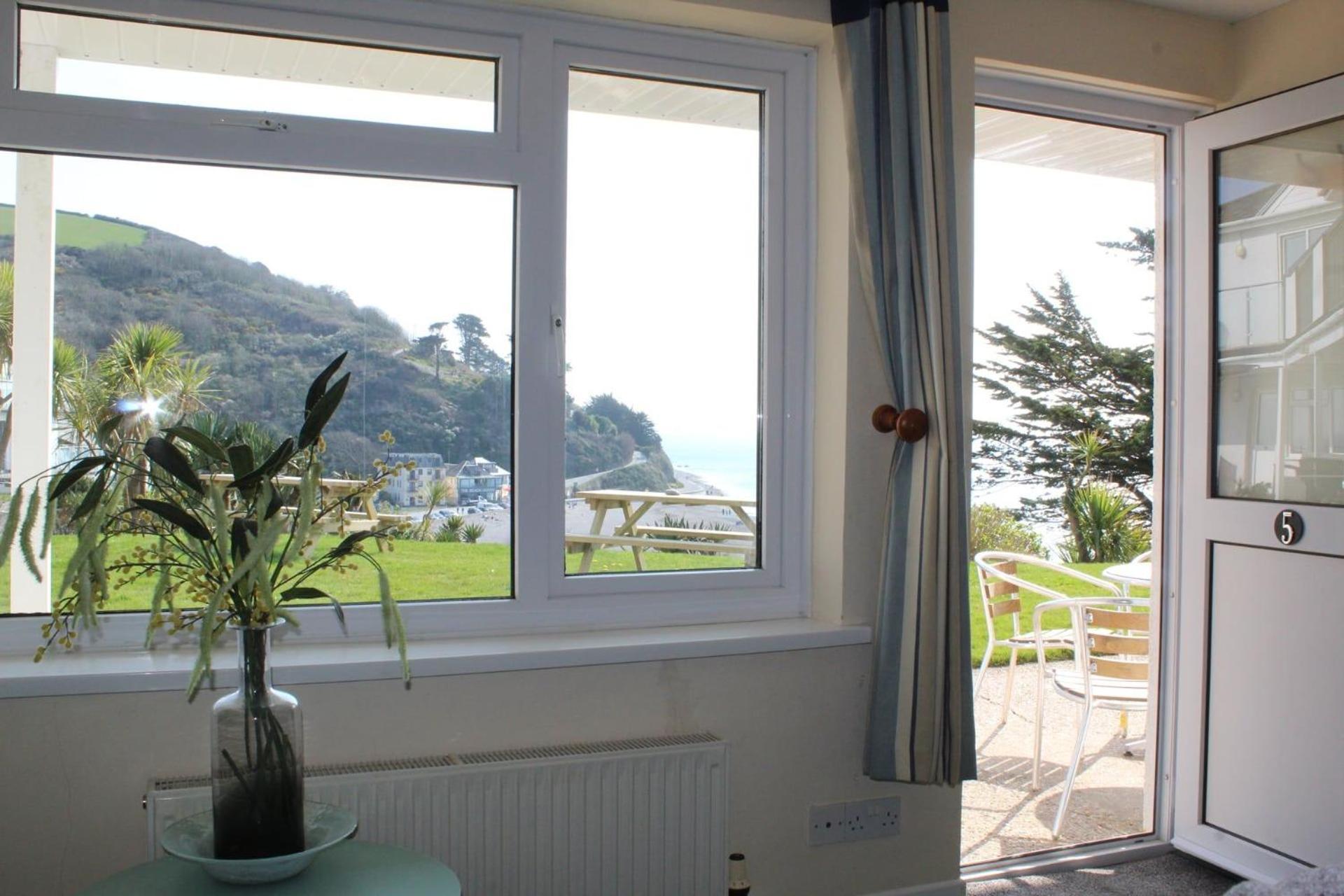 Salty Air - Mount Brioni Holiday home